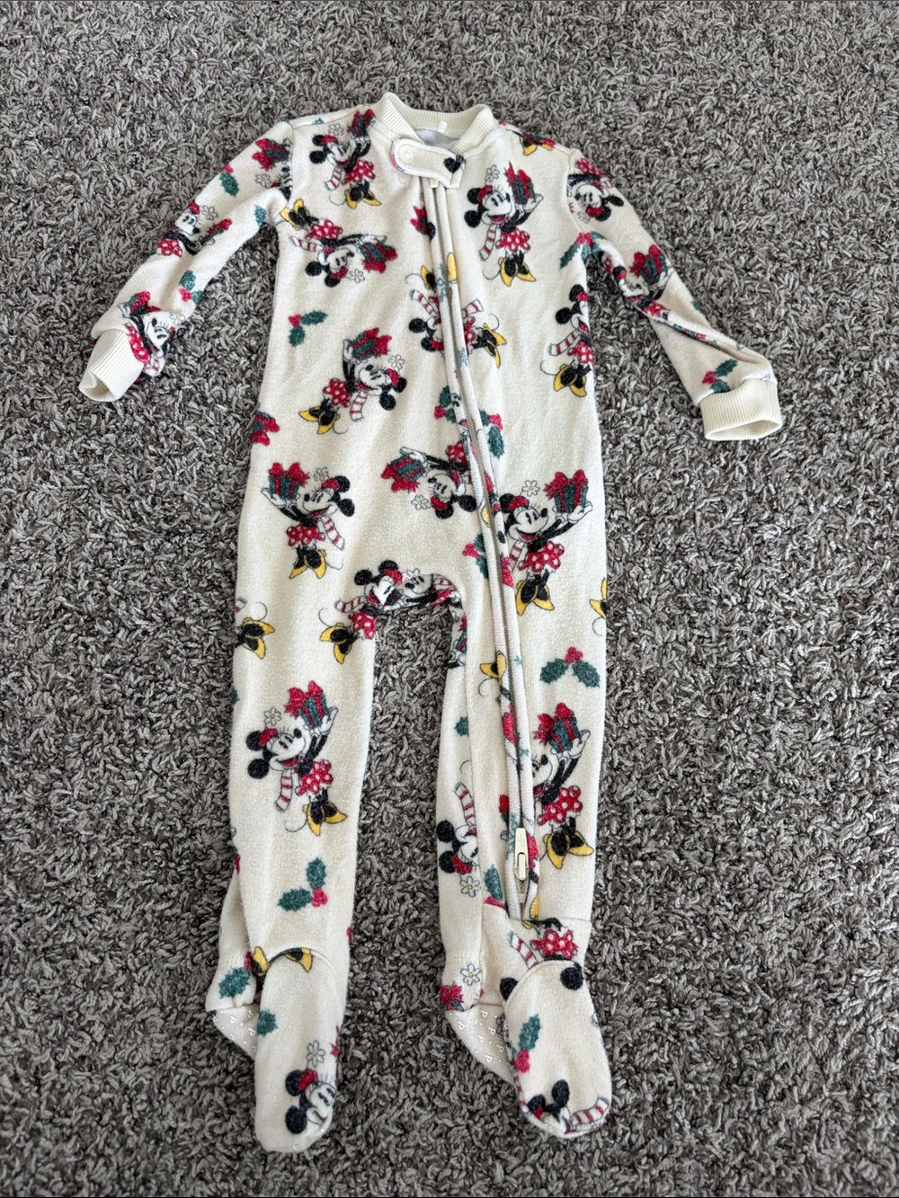 Posh Peanut Minnie Mouse Holiday Footie